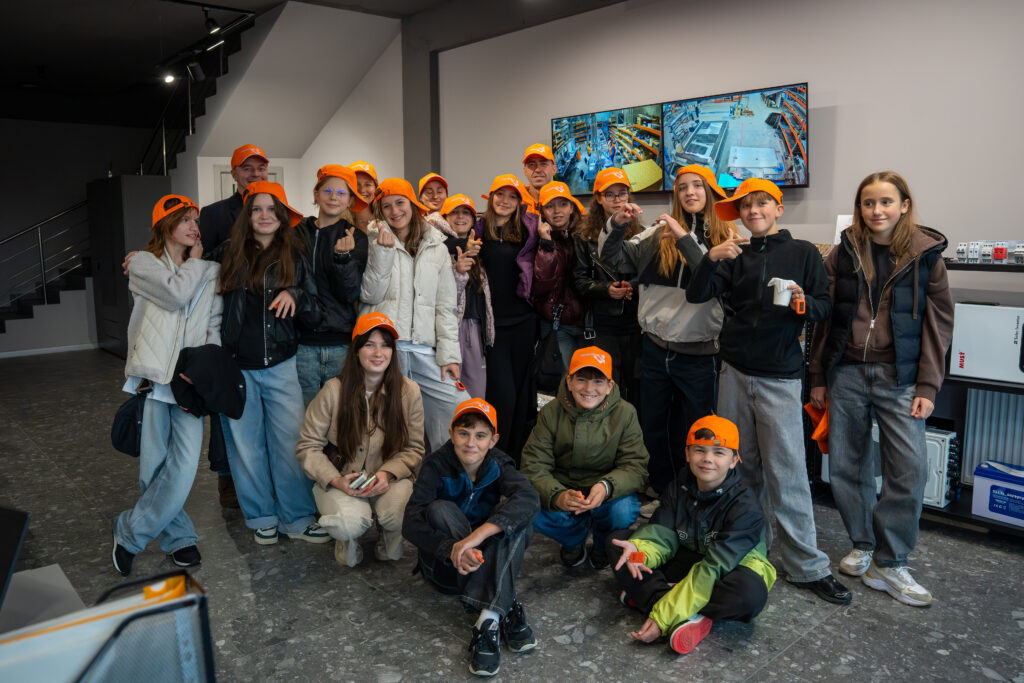 «Промавтоматика» проводить екскурсії для школярів у Львові