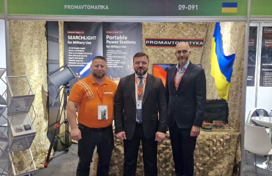 В Абу-Дабі прожектори BP Flashlight привернули увагу міжнародних делегацій — фото 1