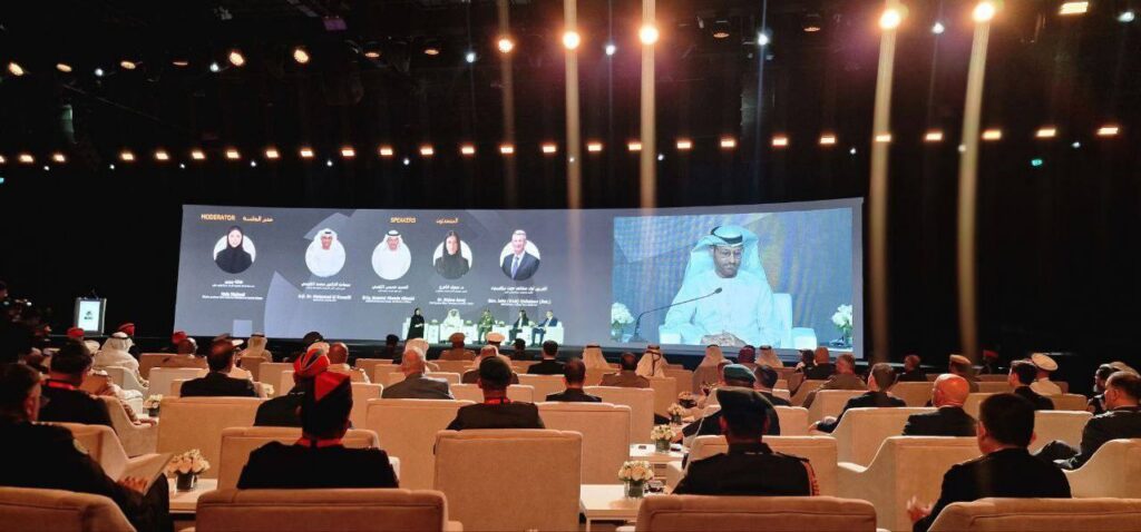 В Абу-Дабі прожектори BP Flashlight привернули увагу міжнародних делегацій — фото 2