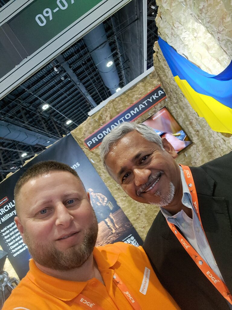 В Абу-Дабі прожектори BP Flashlight привернули увагу міжнародних делегацій — фото 9