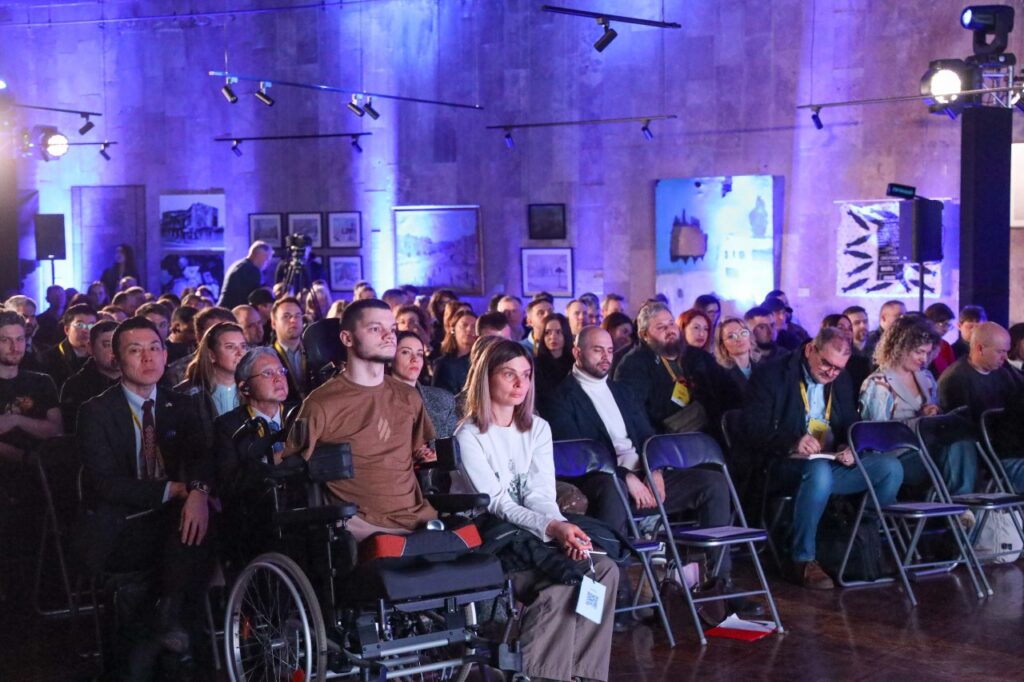 Дрони, живлення та локалізація: ключові інсайти з виставки Української правди — фото 12