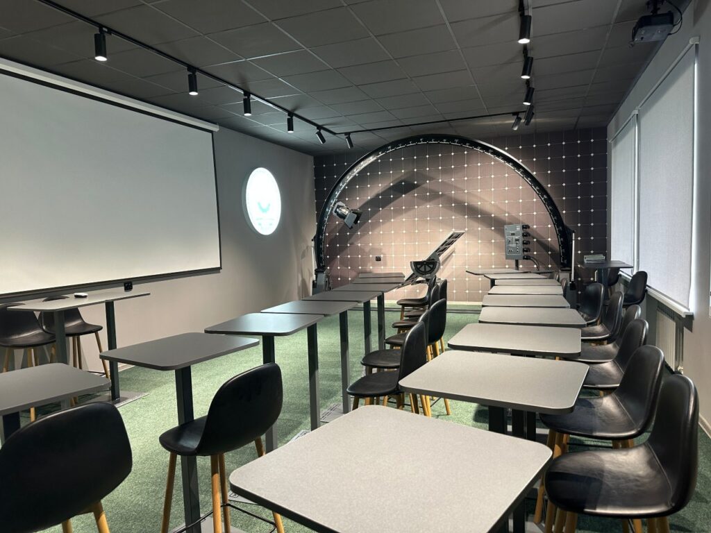 Замість конспектів – сучасні лабораторії: Промавтоматика створила унікальне обладнання для вінницьких університетів — фото 11