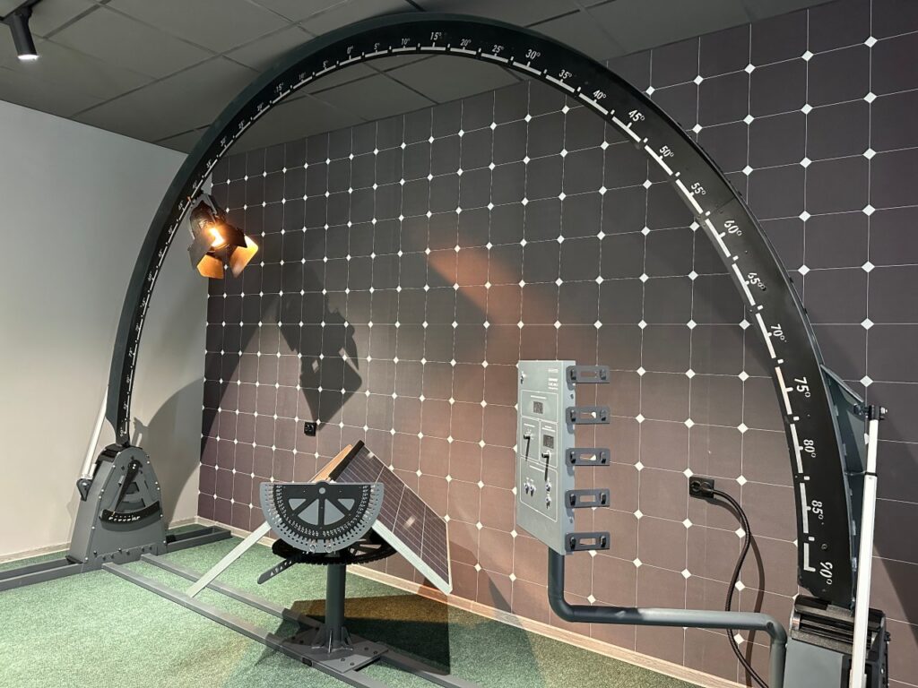 Замість конспектів – сучасні лабораторії: Промавтоматика створила унікальне обладнання для вінницьких університетів — фото 12