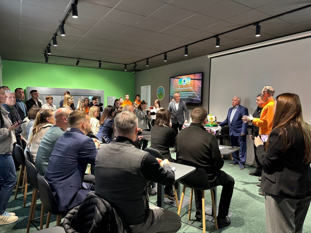 Замість конспектів – сучасні лабораторії: Промавтоматика створила унікальне обладнання для вінницьких університетів — фото 13