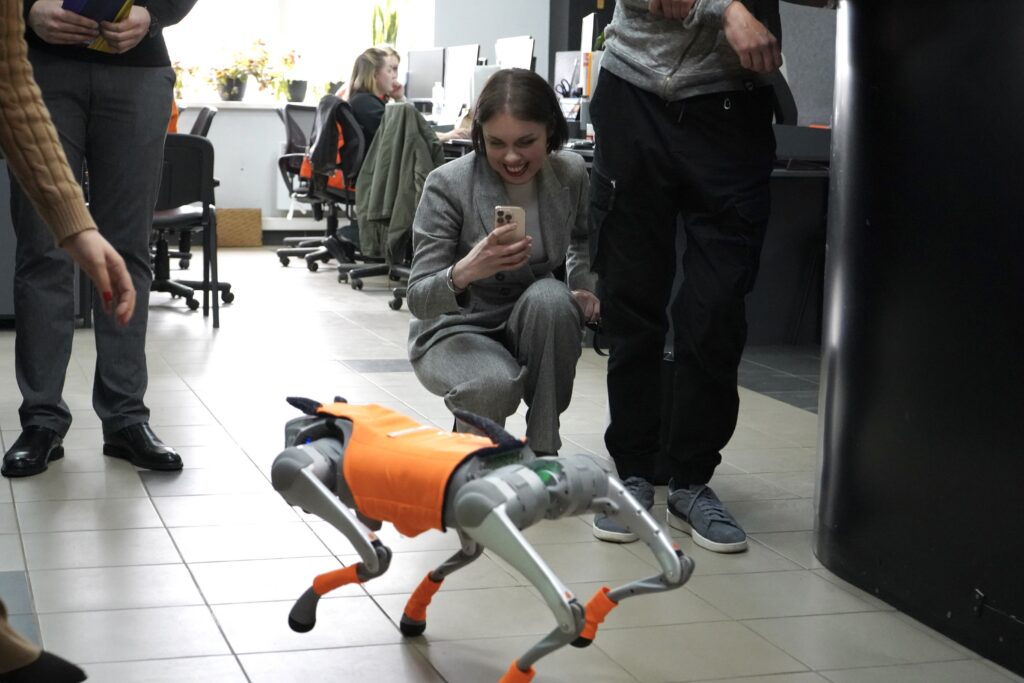 «Монтажниця СЕС» і рекомендації від працівників: як Промавтоматика закриває виробничі вакансії — фото 2