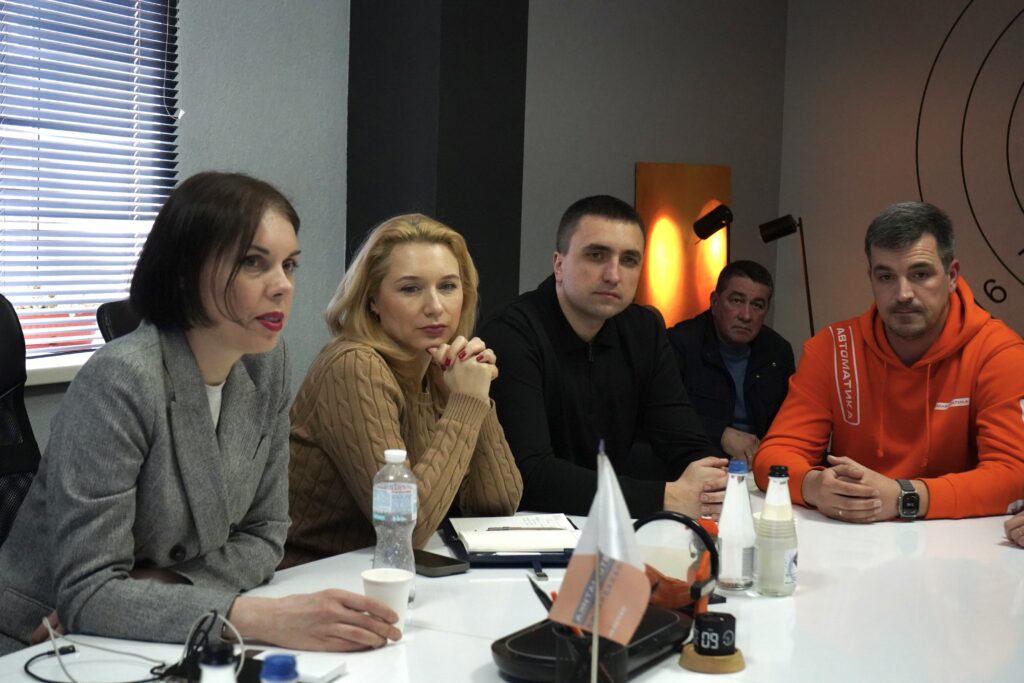 «Монтажниця СЕС» і рекомендації від працівників: як Промавтоматика закриває виробничі вакансії — фото 7