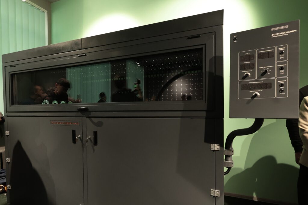 Замість конспектів – сучасні лабораторії: Промавтоматика створила унікальне обладнання для вінницьких університетів — фото 7